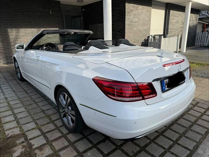 Gebraucht Mercedes E200 184 PS (135 kW) 2016 Weiß Cabrio