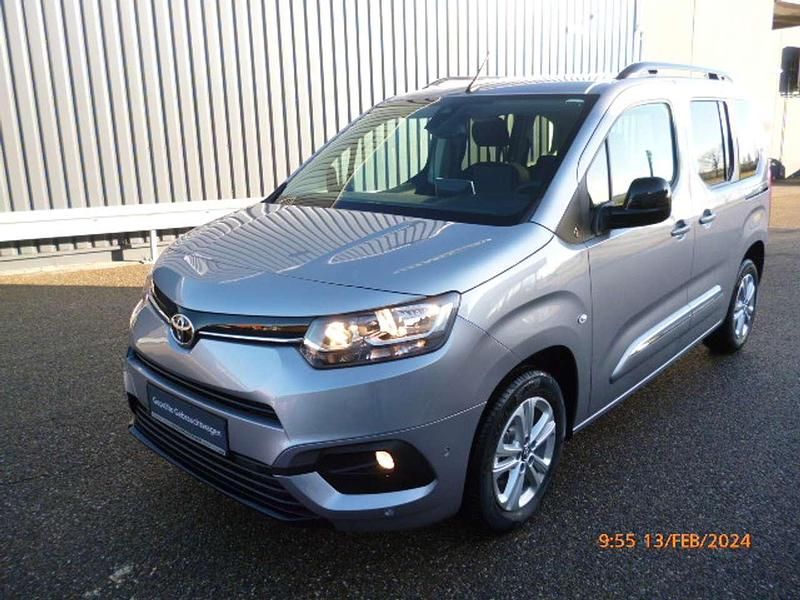 Silber metallic Gebraucht 2023 Toyota Proace Verso City Kombi | 27.990 € (Fairer Preis) - Bild 1/4