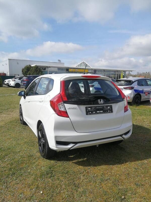 Weiß Gebraucht 2020 Honda Jazz Trend Kleinwagen | 16.500 € (Fairer Preis) - Bild 1/4
