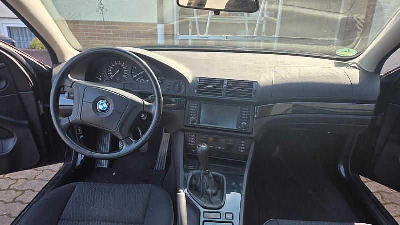 Gebraucht BMW 523 170 PS (125 kW) 1998 Blau Limousine