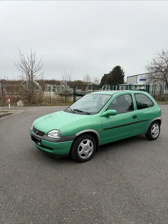 Brugt Opel Corsa 54 HK (39 kW) 1998 Hatchback