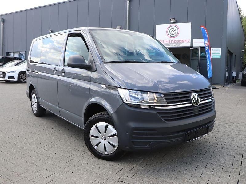 Grau Gebraucht 2021 VW T6.1 Van | 17.502 € (Etwas zu teuer) - Bild 1/4
