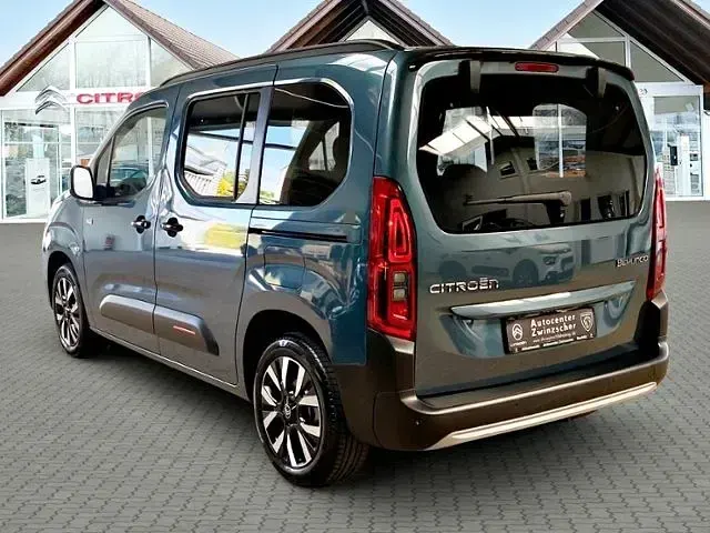 Neu Citroën e-Berlingo XTR 131 PS (96 kW) 2026 Blau Van / Kleinbus