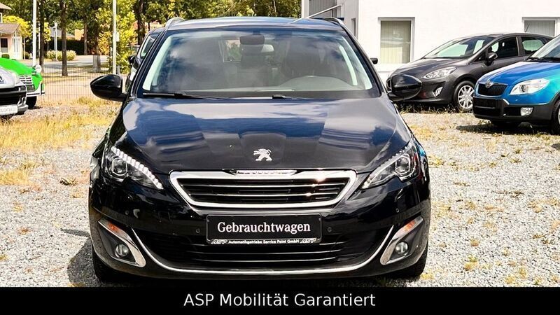 Schwarz Gebraucht 2017 Peugeot 308 Allure Kombi | 16.299 € (Teuer) - Bild 1/4