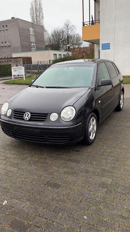 Gebraucht VW Polo Highline 75 PS (55 kW) 2004 Schwarz Kleinwagen