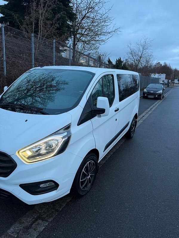 Gebraucht Ford Transit Custom 105 PS (77 kW) 2018 Weiß Van / Kleinbus