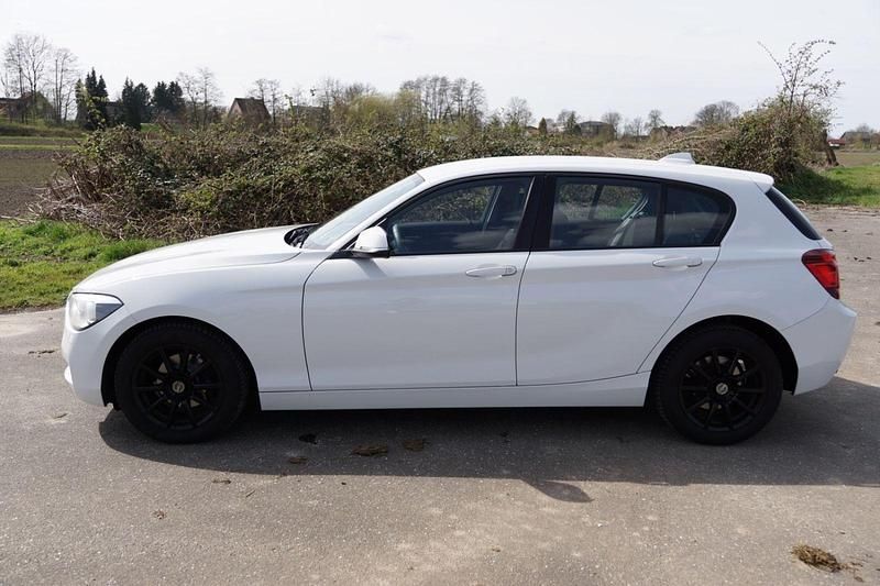 Gebraucht BMW 02 136 PS (100 kW) 2015 Weiß Limousine