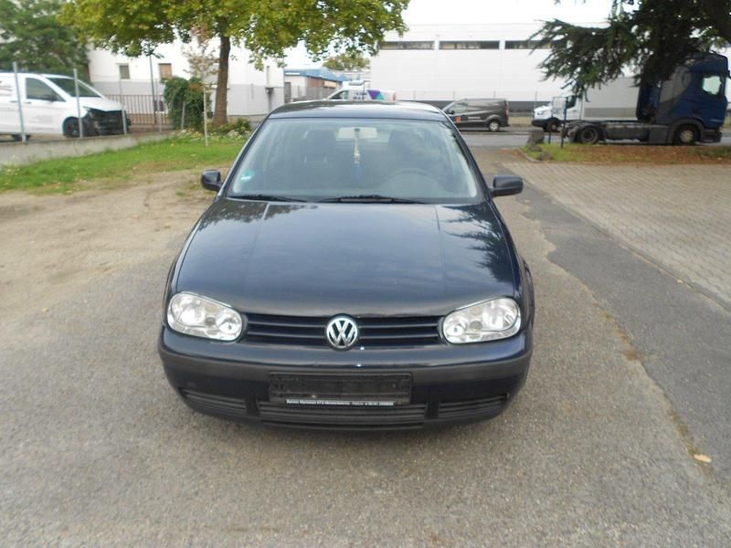 Blau Gebraucht 2002 VW Golf IV Limousine | 990 € (Guter Preis) - Bild 1/4