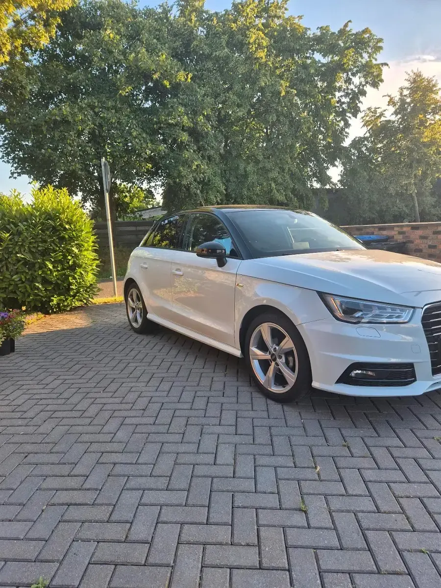 Gebraucht Audi A1 S-Line 95 PS (69 kW) 2018 Weiß Kleinwagen