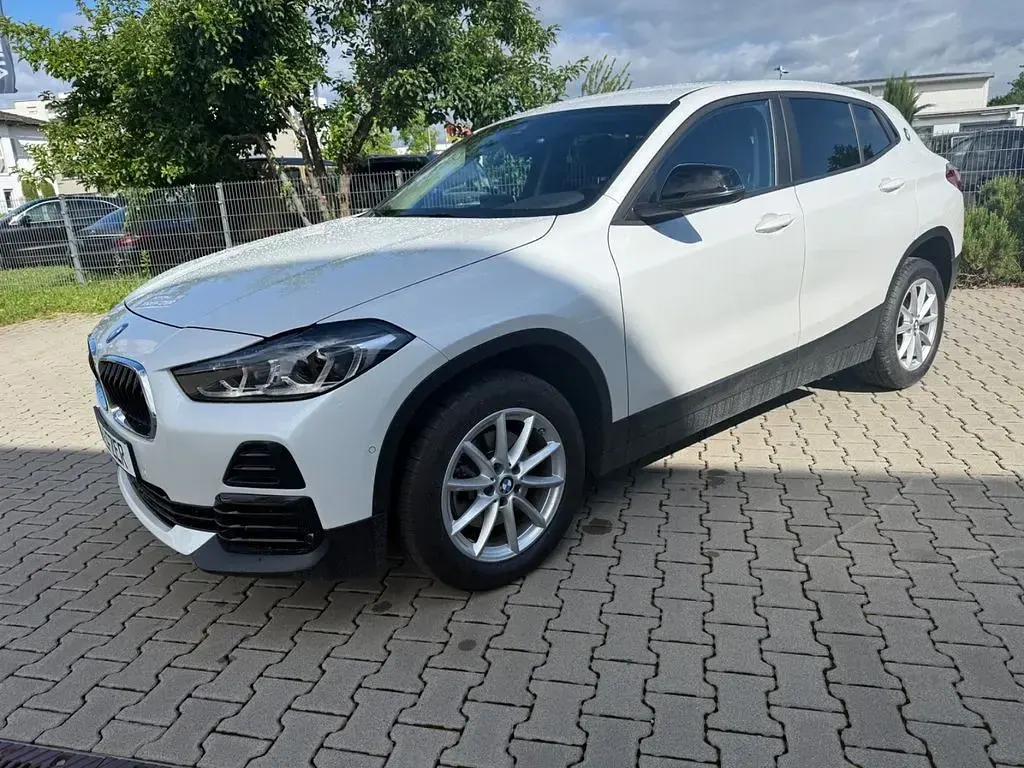 Gebraucht BMW X2 150 PS (110 kW) 2023 Weiß SUV