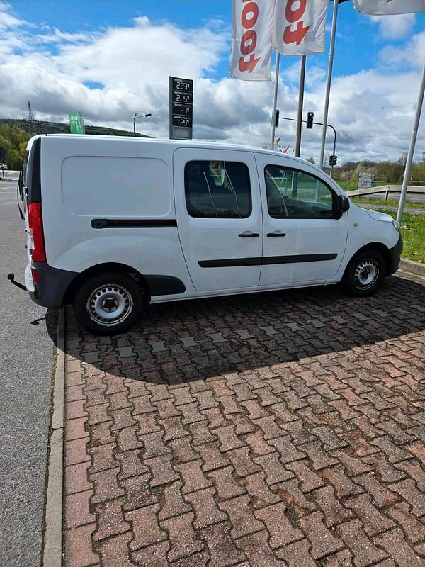 Gebraucht Mercedes Citan 111 110 PS (80 kW) 2013 Weiß Van / Kleinbus
