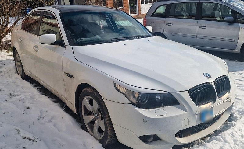 Gebraucht BMW 520 170 PS (125 kW) 2003 Weiß Limousine