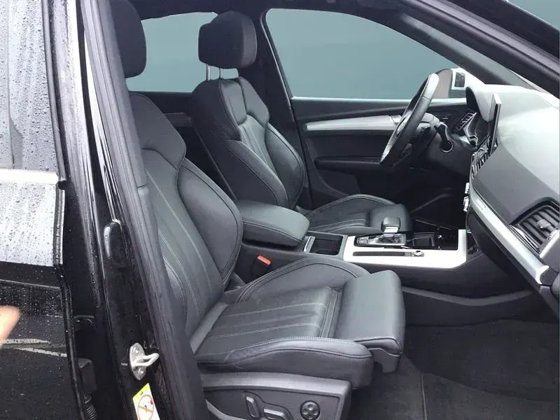 Second-hand Audi SQ5 Sportback 341 CP (250 kW) 2022 Negru SUV