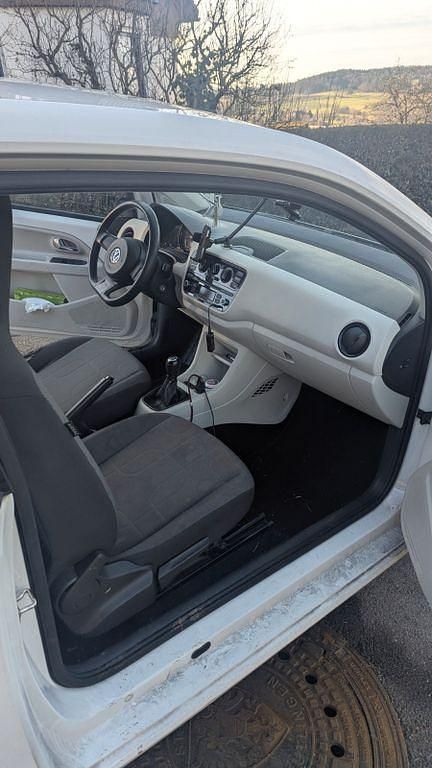 Gebraucht VW up! move up! 60 PS (44 kW) 2016 Weiß Kleinwagen