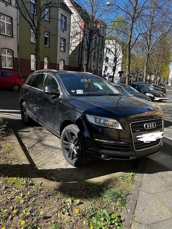 Second-hand Audi Q7 2010 Negru SUV