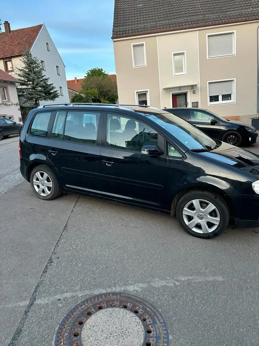 Brugt VW Touran 140 HK (102 kW) 2006 Sort MPV