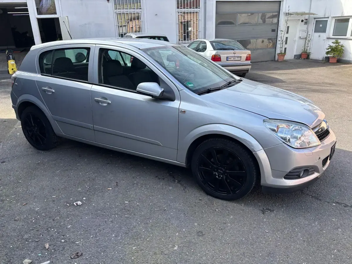 Brugt Opel Astra 125 HK (91 kW) 2004 Sølv Sedan