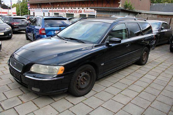 Schwarz Gebraucht 2005 Volvo V70 Summum Kombi | 4.950 € (Etwas zu teuer) - Bild 1/4
