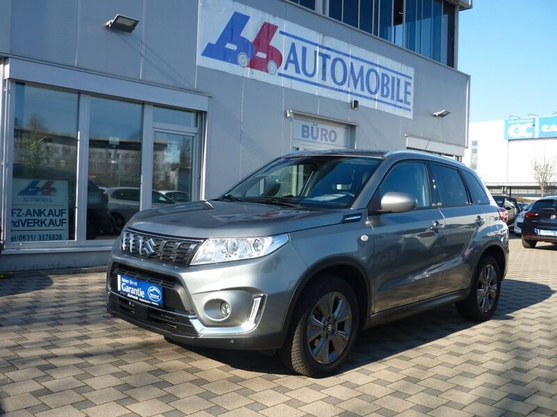 Grau Gebraucht 2019 Suzuki Vitara Comfort SUV | 14.990 € (Guter Preis) - Bild 1/4