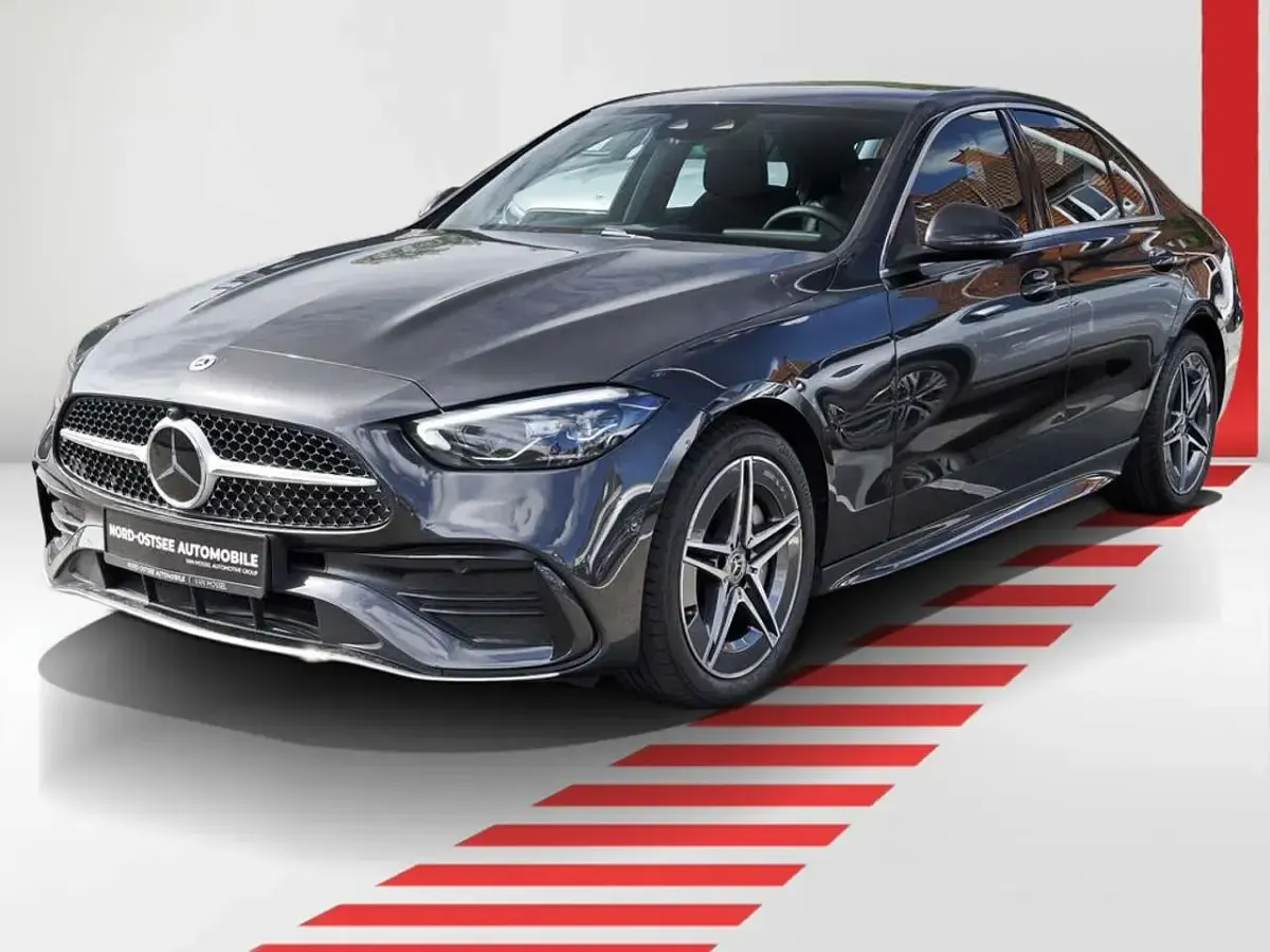 Gebraucht Mercedes C300 AMG 265 PS (194 kW) 2025 Metalliclack graphitgrau Limousine