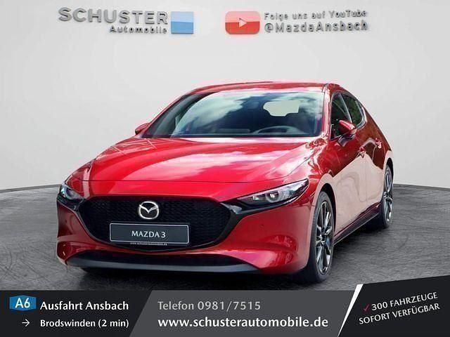 Magmarot (metallic) Gebraucht 2021 Mazda 3 Selection Limousine | 22.480 € (Fairer Preis) - Bild 1/4