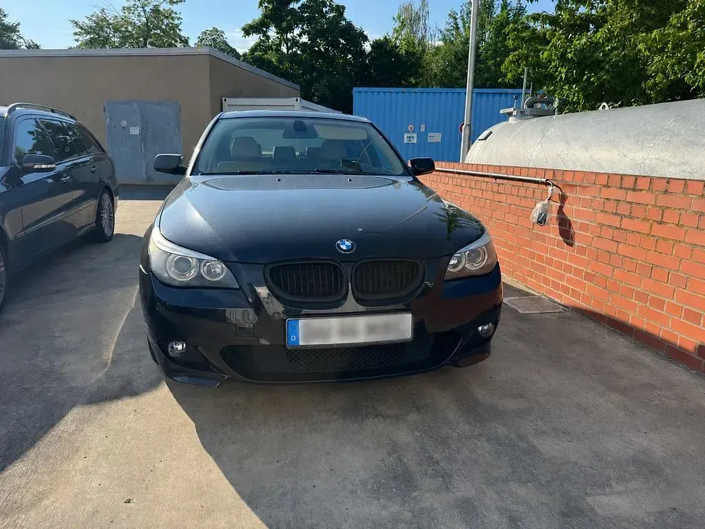 Gebraucht BMW 530 Performance 231 PS (169 kW) 2003 Schwarz Limousine