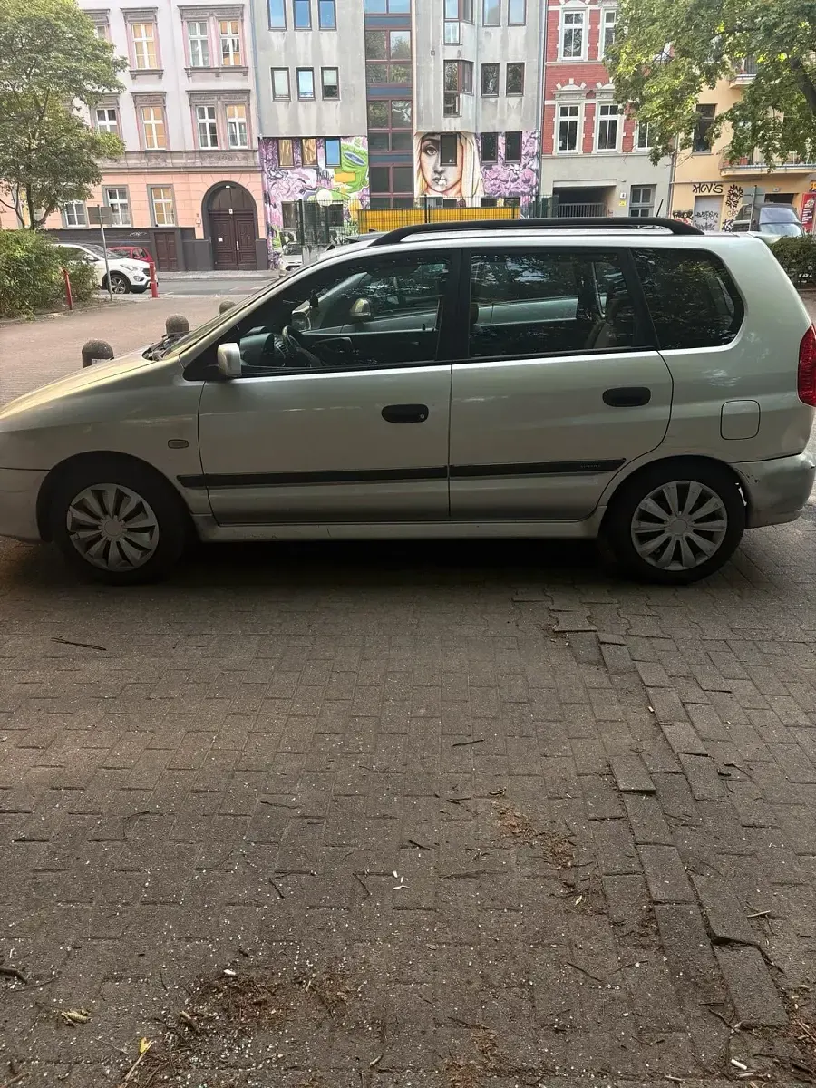 Gebraucht Mitsubishi Space Star 93 PS (68 kW) 2003 Grau Van / Kleinbus
