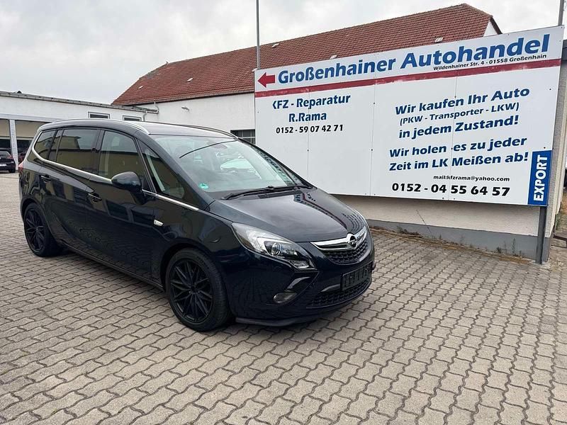 Grün Gebraucht 2015 Opel Zafira Van / Kleinbus | 7.900 € (Fairer Preis) - Bild 1/4