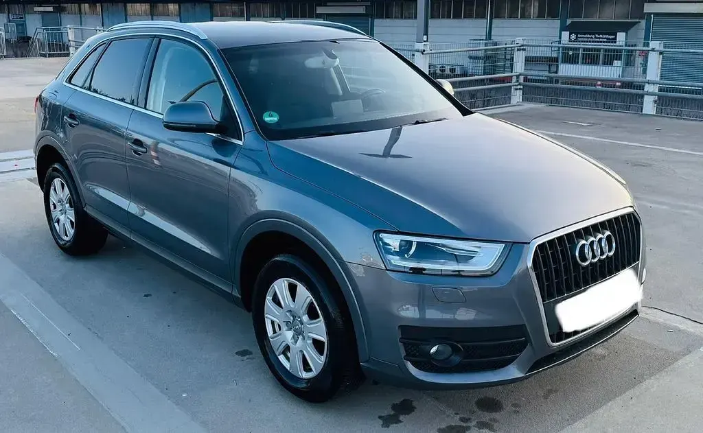 Gebraucht Audi Q3 Ambiente 140 PS (102 kW) 2014 Grau SUV