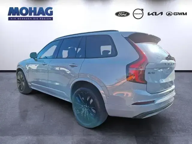 Neu Volvo XC90 Plus 456 PS (335 kW) 2026 Grau SUV