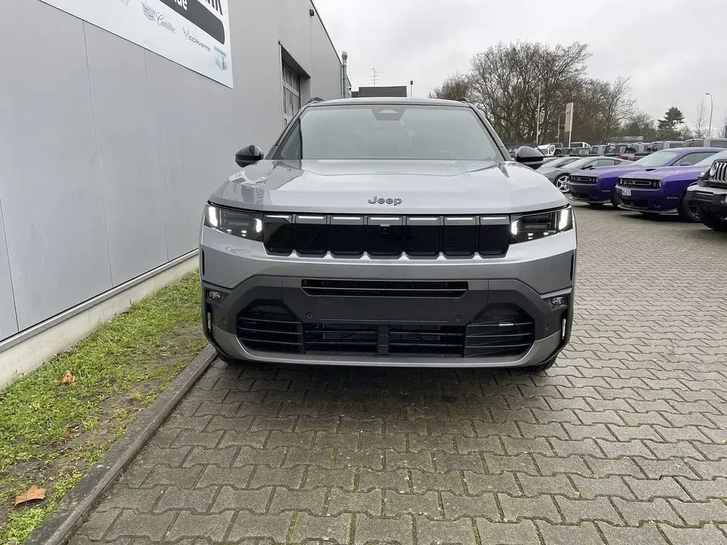 Neu Jeep Compass Altitude 144 PS (105 kW) 2026 Grau SUV