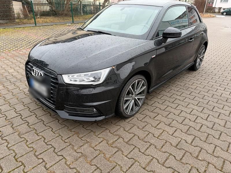 Gebraucht Audi A1 S-Line 95 PS (69 kW) 2015 Schwarz Kleinwagen