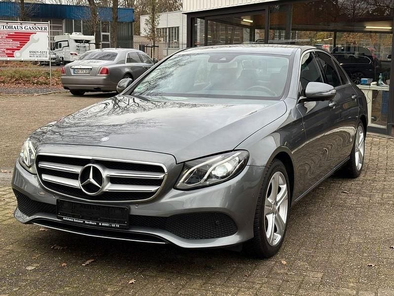 Gebraucht Mercedes E350 Avantgarde 258 PS (189 kW) 2016 Grau Limousine