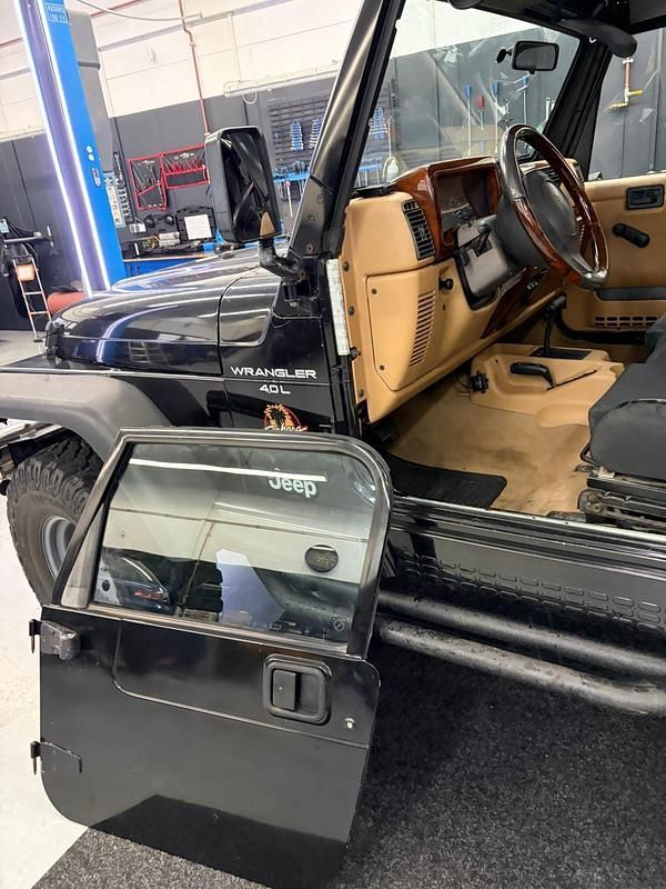 Gebraucht Jeep Wrangler 177 PS (130 kW) 1997 SUV