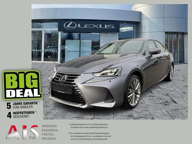 Gebraucht Lexus IS300h Luxury Line 223 PS (164 kW) 2017 Mercury grey Limousine