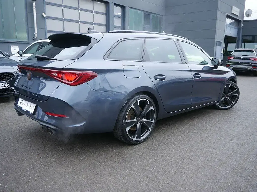 Gebraucht Cupra Leon VZ 310 PS (228 kW) 2022 Grau Limousine