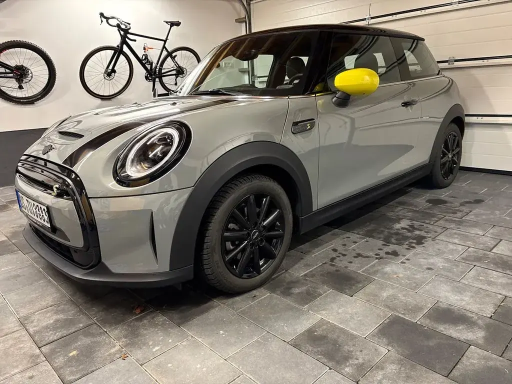 Occasion Mini Cooper SE Essential 135 kW (184 ch) 2022 Gris Citadine