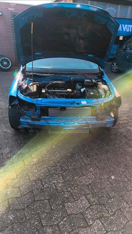 Gebraucht Opel Astra 75 PS (55 kW) 1999 Blau Kombi