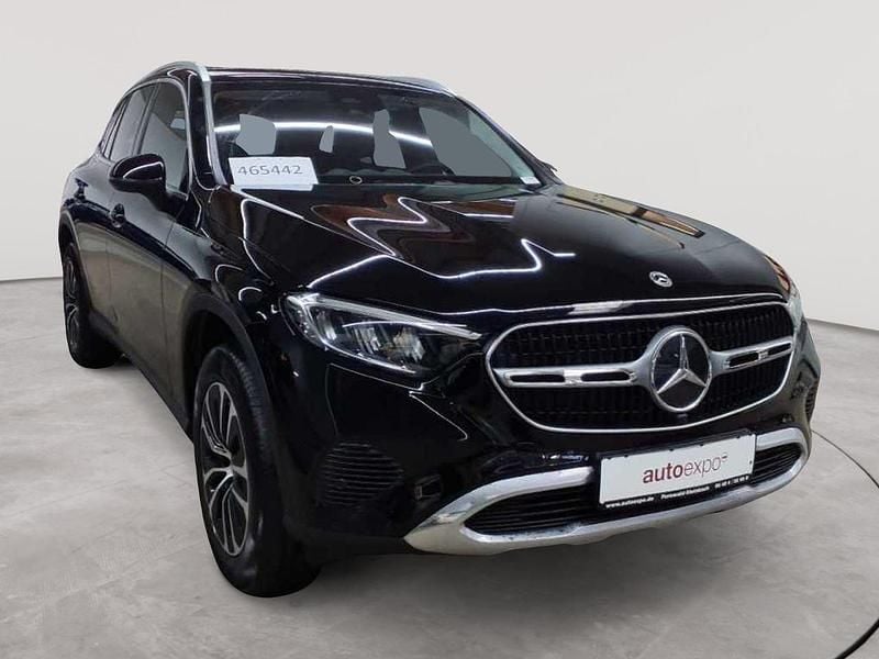 Schwarz Gebraucht 2023 Mercedes GLC220 Advanced SUV | 40.990 € (Superpreis) - Bild 1/4