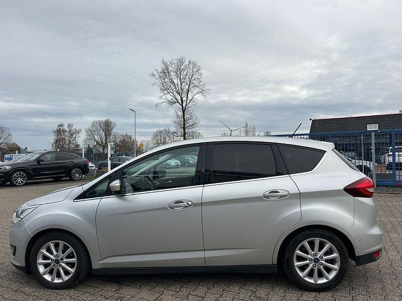 Gebraucht Ford C-MAX Titanium 120 PS (88 kW) 2017 Silber Van / Kleinbus