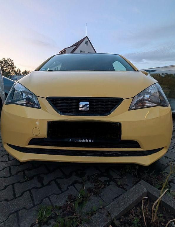 Gelb Gebraucht 2012 Seat Mii Kleinwagen | 3.399 € (Guter Preis) - Bild 1/4