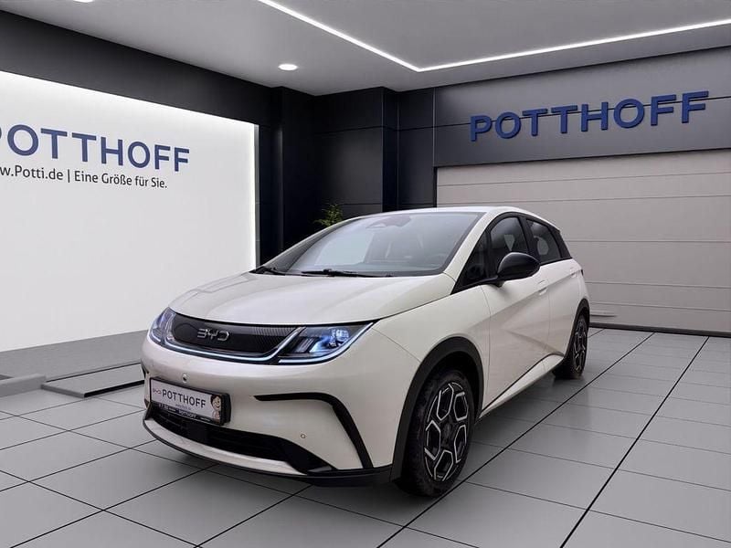 Neu BYD Dolphin Comfort 150 kW (204 PS) 2026 Cream white Kleinwagen