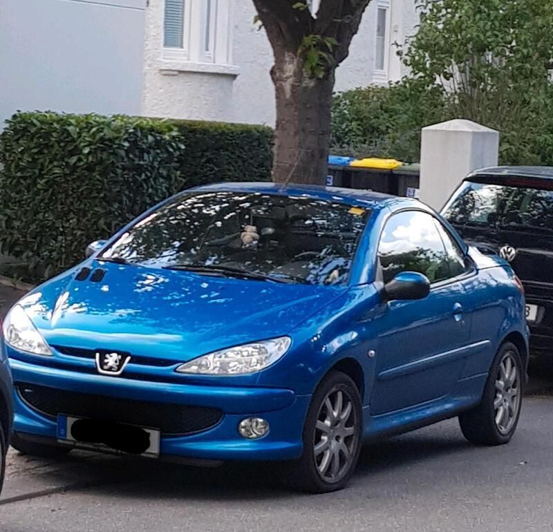 Blau Gebraucht 2006 Peugeot 206 CC Cabrio | 1.500 € - Bild 1/3