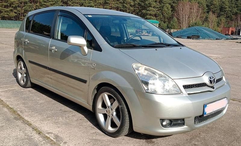 Gebraucht Toyota Corolla Verso Edition 129 PS (94 kW) 2005 Van / Kleinbus