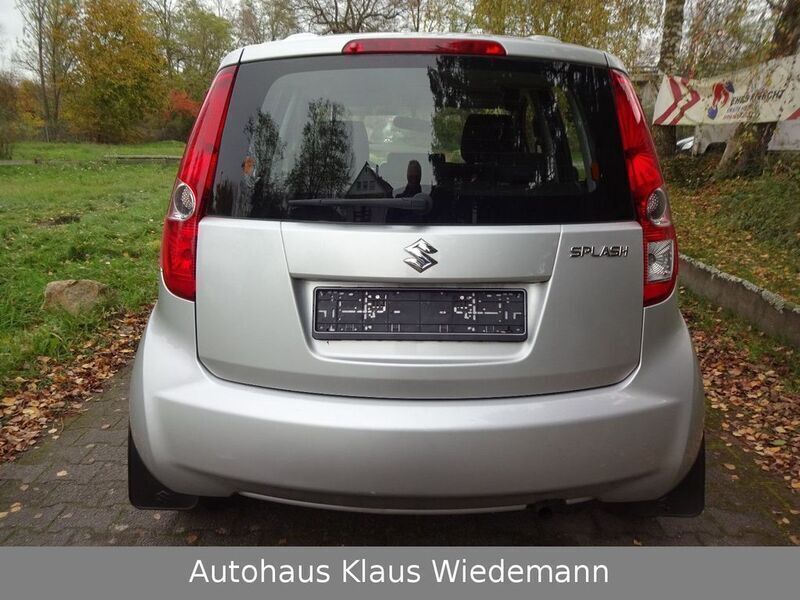 Gebraucht Suzuki Splash Comfort 86 PS (63 kW) 2009 Silky  silver Kleinwagen