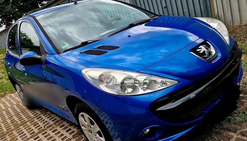Gebraucht 2009 Peugeot 206+ Kleinwagen | 2.750 € - Bild 1/4