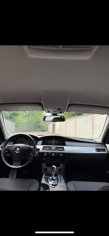 Schwarz Gebraucht 2007 BMW 530 Kombi | 3.900 € (Guter Preis) - Bild 1/4