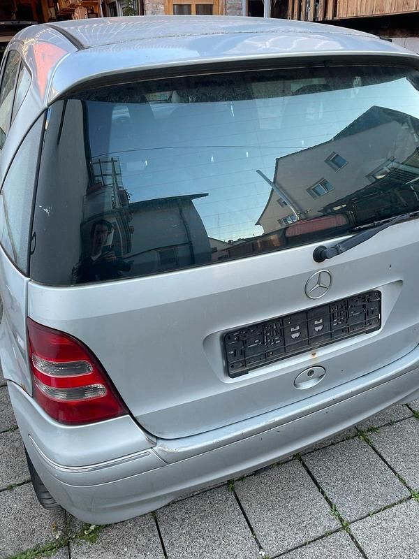 Usata Mercedes A170 Elegance 95 CV (69 kW) 2004 Argento Utilitaria