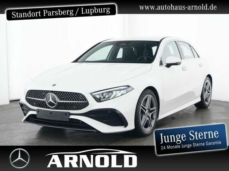 Polarweiß Gebraucht 2024 Mercedes A250 AMG Limousine | 37.319 € (Fairer Preis) - Bild 1/4