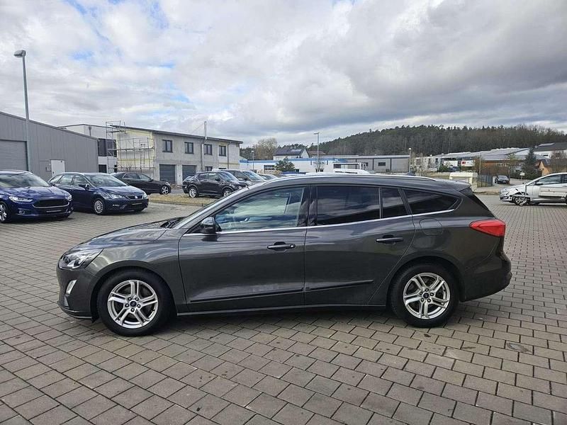 Gebraucht Ford Focus 120 PS (88 kW) 2020 Grau Kombi